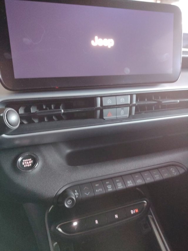 JEEP Avenger usata, con Airbag testa