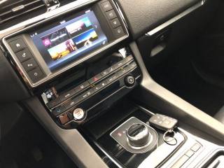 JAGUAR F-Pace usata, con Fendinebbia