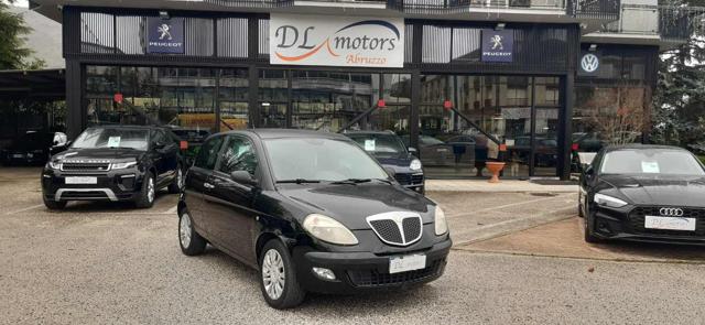 LANCIA Ypsilon usata, con ABS