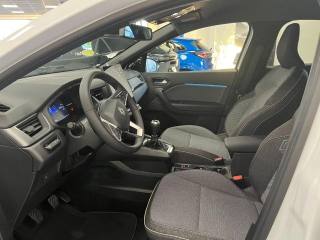 RENAULT Captur usata, con Autoradio