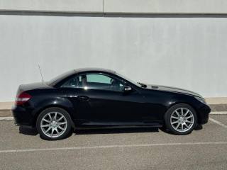 MERCEDES-BENZ SLK 200 usata, con Airbag