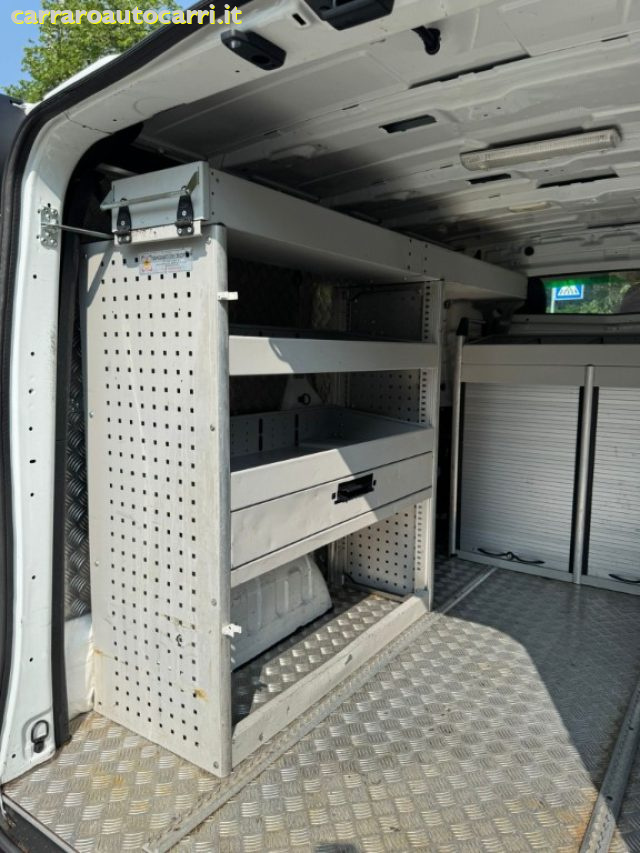 OPEL Vivaro usata 34
