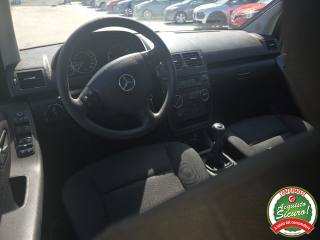 MERCEDES-BENZ A 160 usata, con Controllo automatico clima