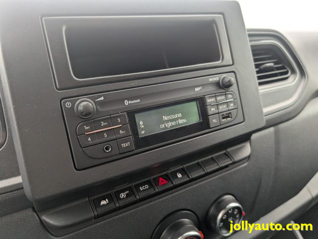 RENAULT Master usata, con Sensore di luce