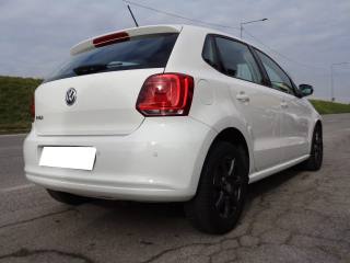VOLKSWAGEN Polo usata, con Autoradio