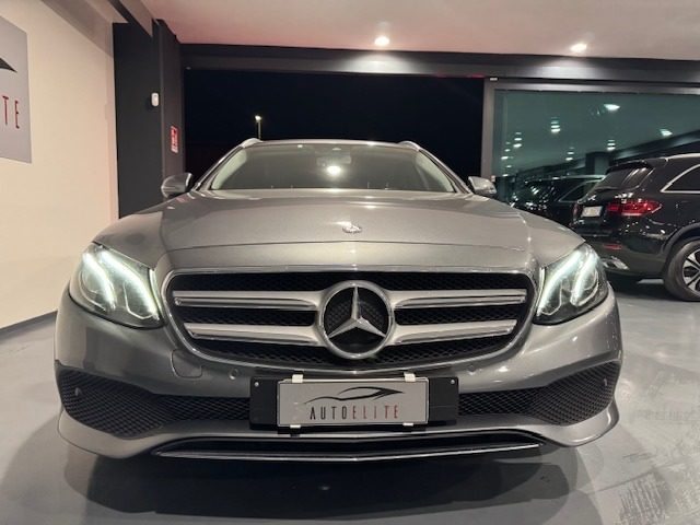 MERCEDES-BENZ E 220 usata, con Airbag