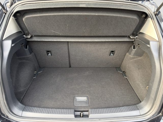 VOLKSWAGEN T-Cross usata 12