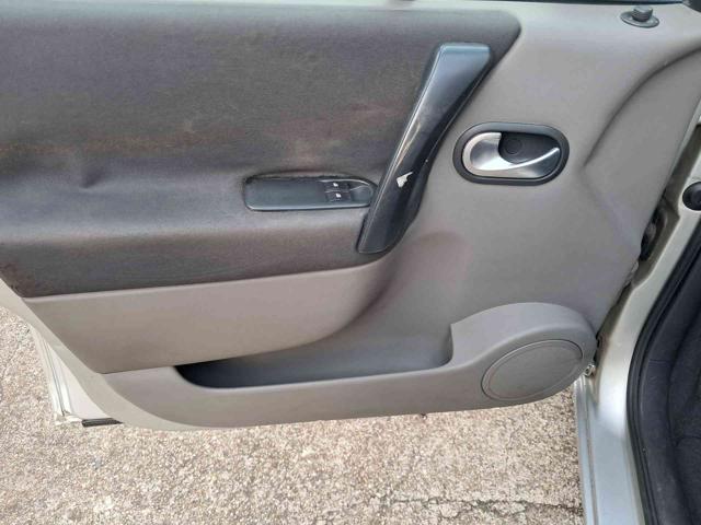RENAULT Scenic usata 18