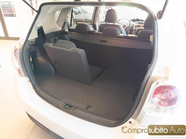 TOYOTA Verso usata, con Fendinebbia