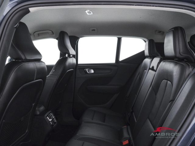 VOLVO XC40 usata 9