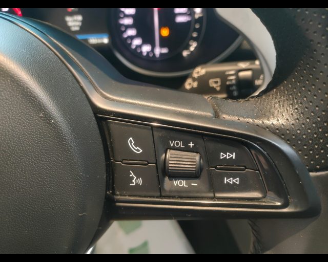 ALFA ROMEO Stelvio usata, con Adaptive Cruise Control