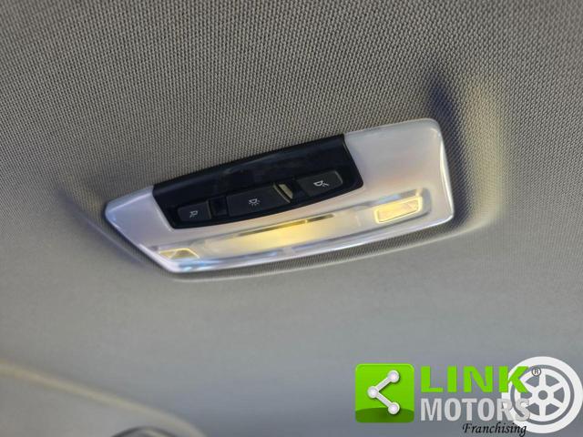 BMW 330 usata, con Vivavoce