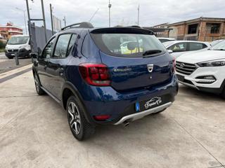 DACIA Sandero usata, con Autoradio