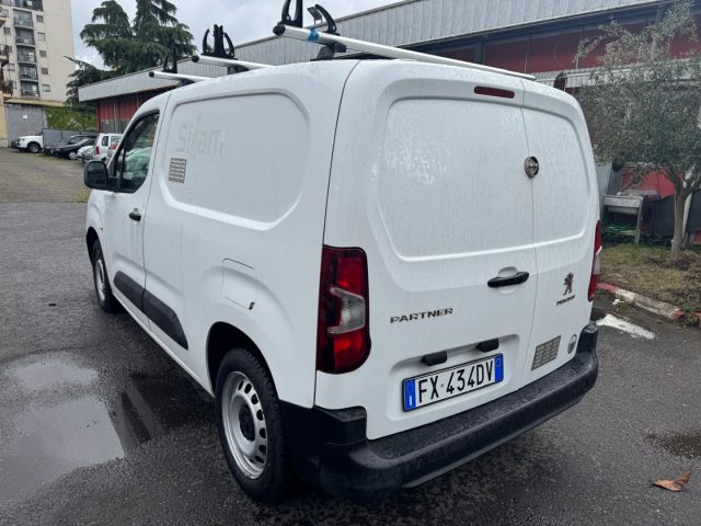 PEUGEOT Partner usata, con Boardcomputer