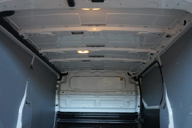 RENAULT Trafic usata, con Luci diurne LED