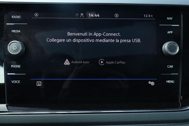 VOLKSWAGEN Taigo usata, con Spoiler