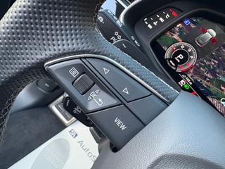 AUDI Q8 usata, con USB