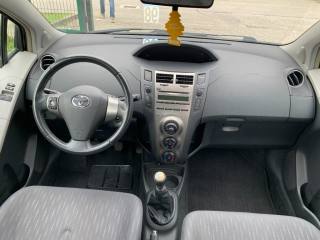 TOYOTA Yaris usata, con Chiusura centralizzata telecomandata