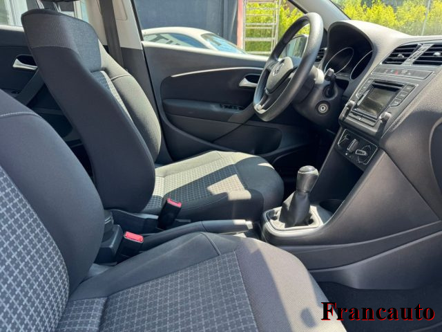 VOLKSWAGEN Polo usata, con Autoradio