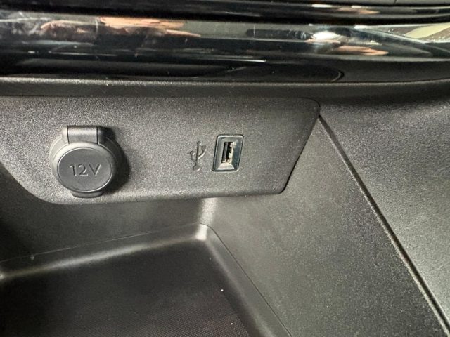 OPEL Corsa usata, con ESP