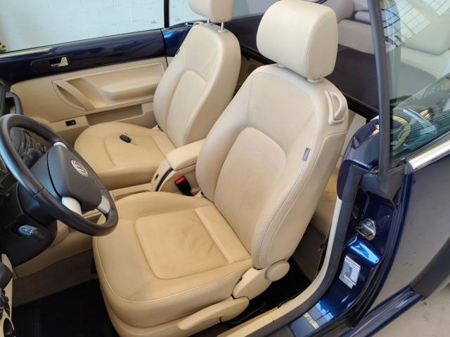 VOLKSWAGEN New Beetle usata, con Adatto a portatori di handicap