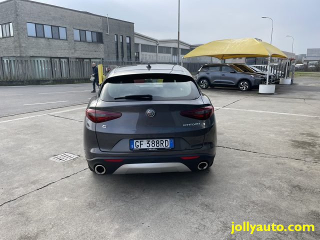 ALFA ROMEO Stelvio usata, con Autoradio
