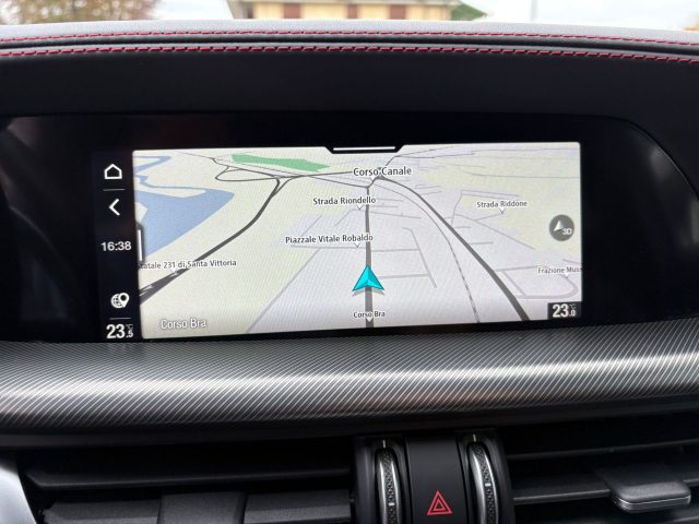 ALFA ROMEO Stelvio usata, con Servosterzo