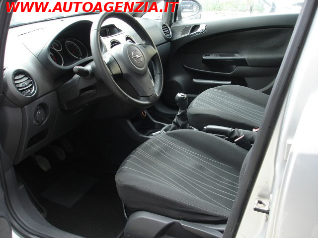 OPEL Corsa usata 10
