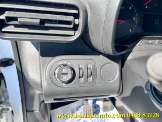 OPEL Combo usata, con Volante multifunzione