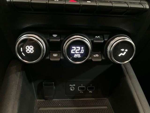 RENAULT Captur usata, con Hill holder