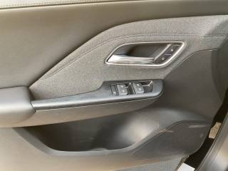 MG ZS usata, con Airbag testa