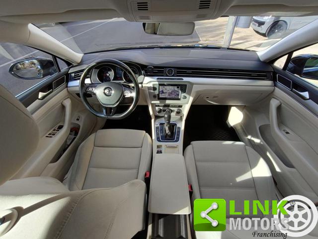 VOLKSWAGEN Passat Variant usata, con Cruise Control