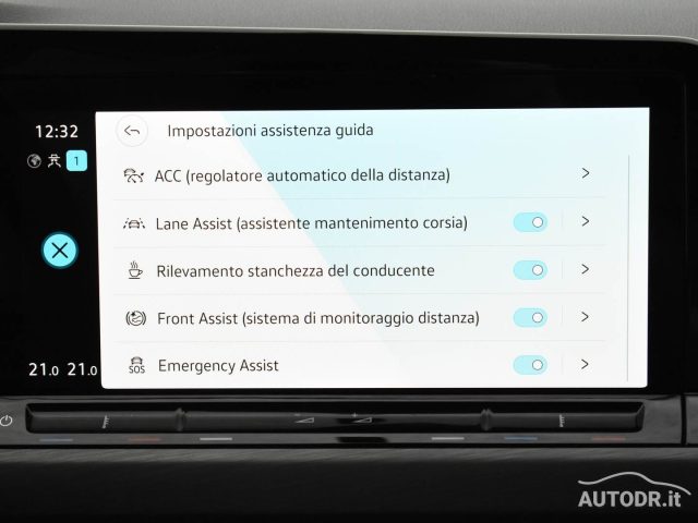 VOLKSWAGEN Golf usata, con Sound system