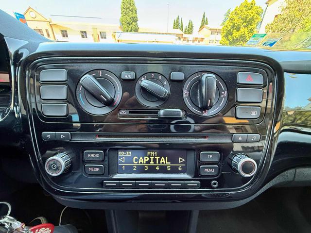 VOLKSWAGEN up! usata, con Sedile posteriore sdoppiato