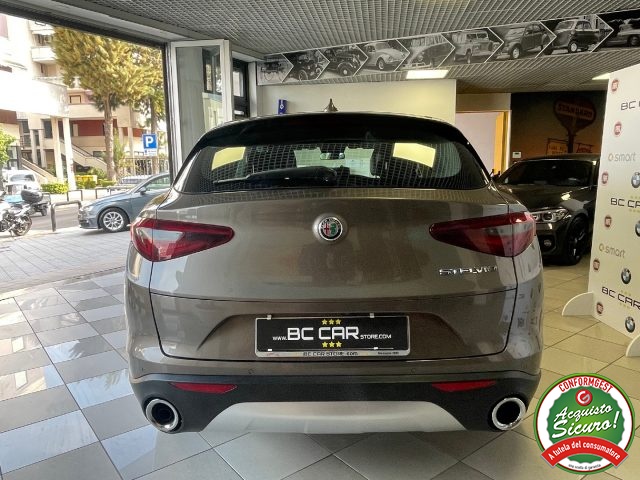 ALFA ROMEO Stelvio usata, con Climatizzatore