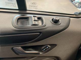 FORD Transit Custom usata, con Isofix