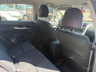 TOYOTA Auris usata 13
