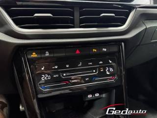 VOLKSWAGEN T-Roc usata, con Lettore CD