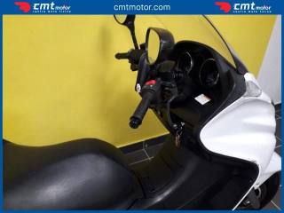 YAMAHA Majesty 400 usata 11