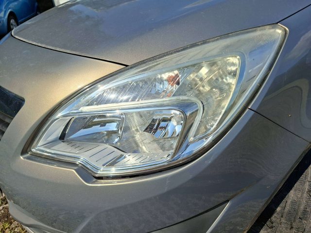 OPEL Meriva usata, con Chiusura centralizzata telecomandata