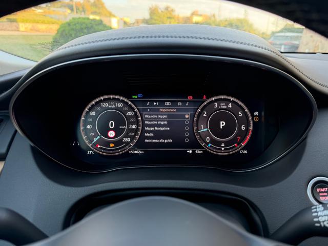 JAGUAR E-Pace usata, con Sensori di parcheggio posteriori