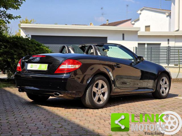 MERCEDES-BENZ SLK 200 usata, con Limitatore di velocità