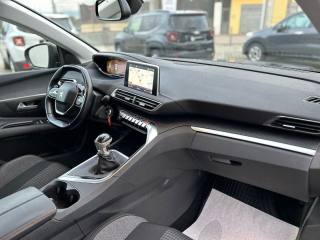 PEUGEOT 3008 usata, con Luci diurne LED