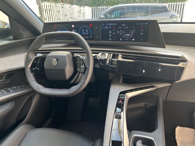 PEUGEOT 3008 usata, con Cruise Control