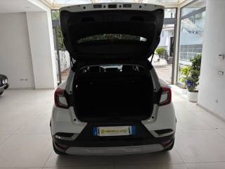 RENAULT Captur usata, con Fari LED