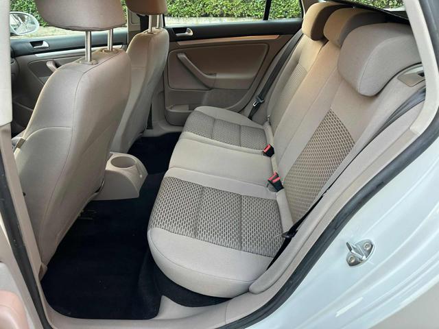 VOLKSWAGEN Golf usata, con ESP