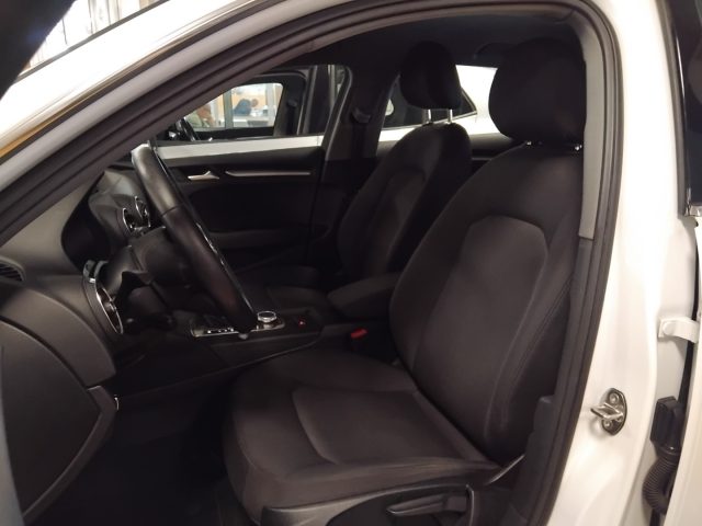 AUDI A3 usata, con Autoradio digitale