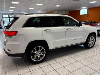 JEEP Grand Cherokee usata, con Alzacristalli elettrici