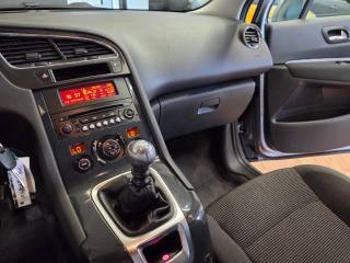 PEUGEOT 5008 usata, con Specchietti laterali elettrici