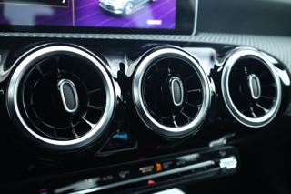 MERCEDES-BENZ A 180 usata, con Climatizzatore